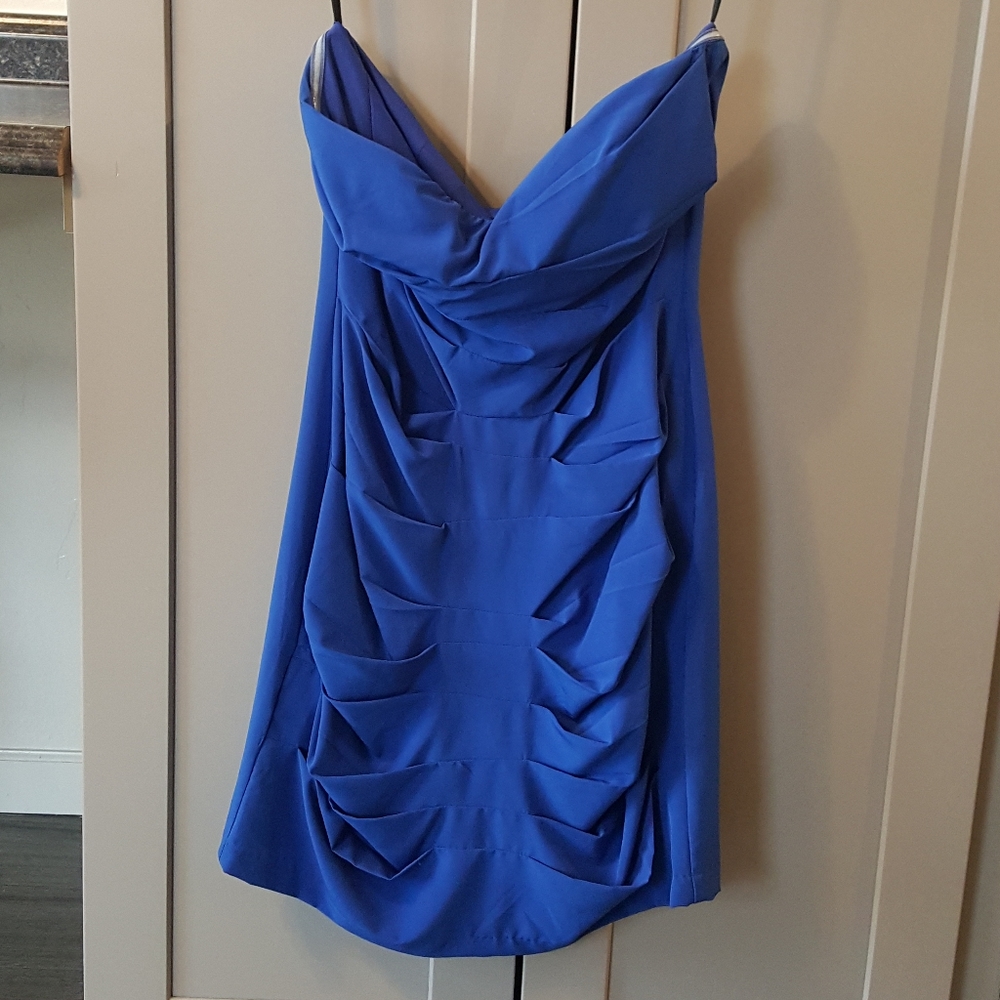Blue strapless dress